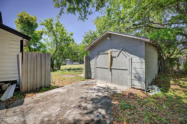 1551 W 2ND Street, Jacksonville, FL 32209