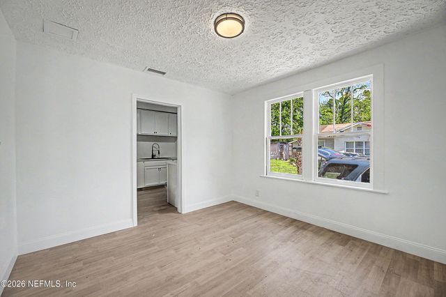 1551 W 2ND Street, Jacksonville, FL 32209