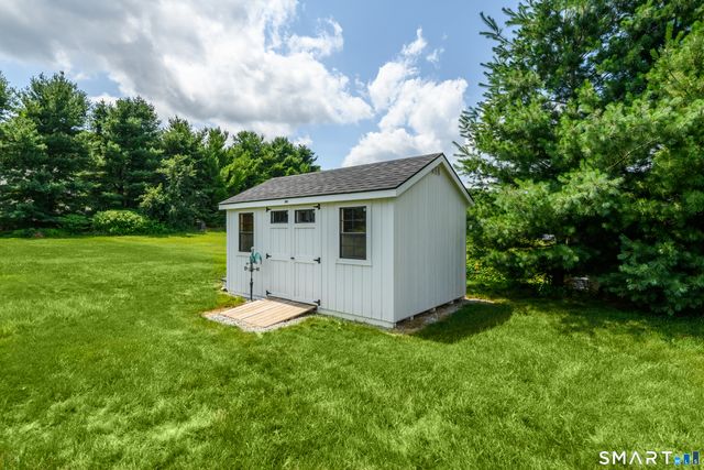 20 Taylor Town Road, Glastonbury, CT 06073