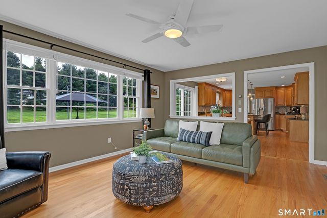 20 Taylor Town Road, Glastonbury, CT 06073