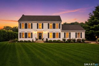 20 Taylor Town Road, Glastonbury, CT 06073