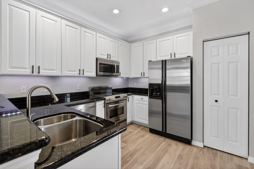 273 E Bay Cedar Circle, Jupiter, FL 33458