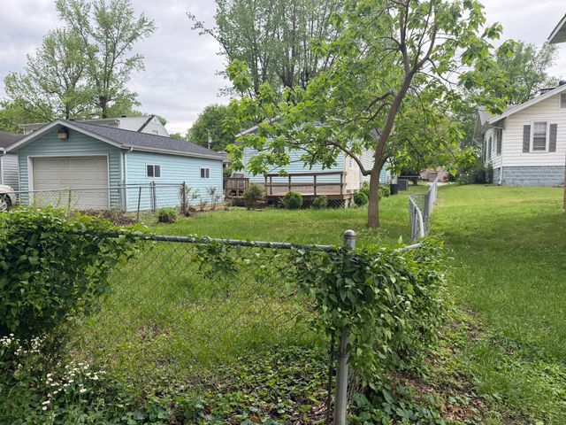 916 Illinois Avenue, Murphysboro, IL 62966