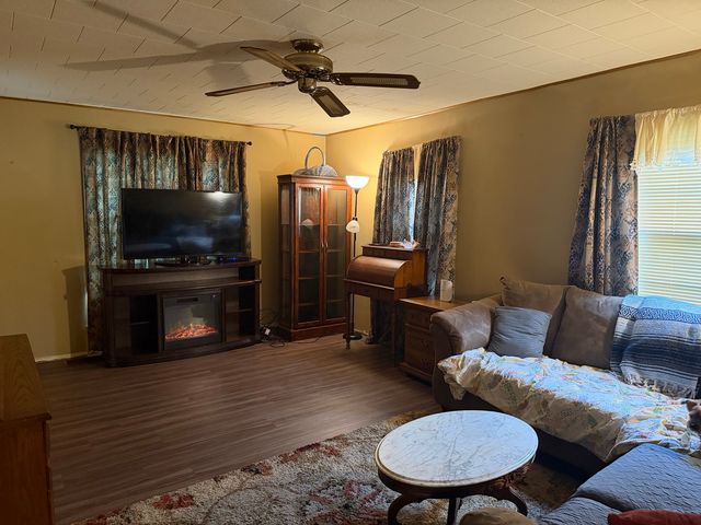 916 Illinois Avenue, Murphysboro, IL 62966