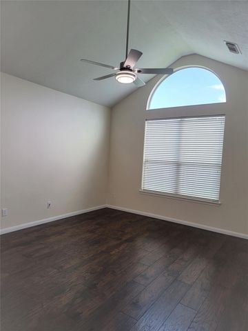 11404 Tidenhaven Ct, Pearland, TX 77584