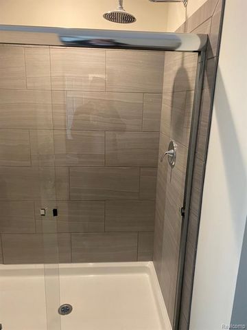 9922 Macbeth Street, Fenton, MI 48430