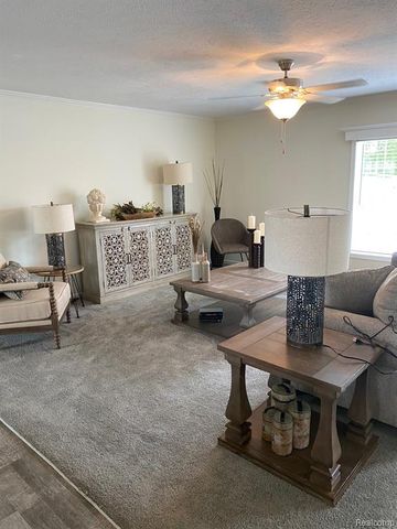 9922 Macbeth Street, Fenton, MI 48430