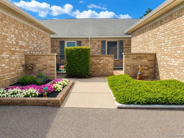 48781 Mill Bank Court, Shelby Twp, MI 48315