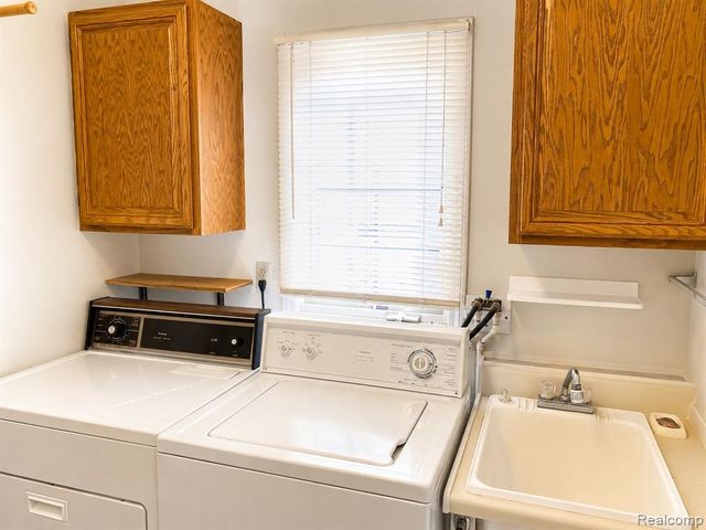48781 Mill Bank Court, Shelby Twp, MI 48315