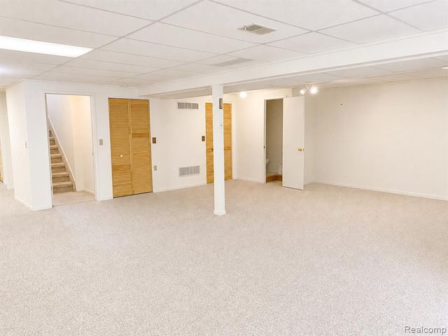 48781 Mill Bank Court, Shelby Twp, MI 48315