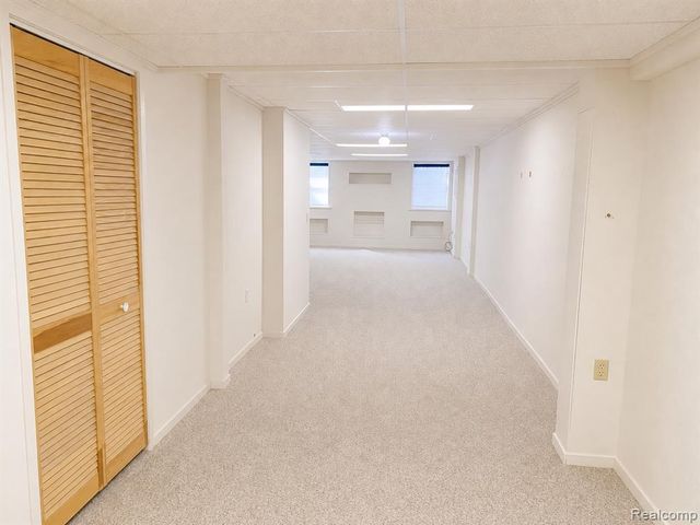 48781 Mill Bank Court, Shelby Twp, MI 48315