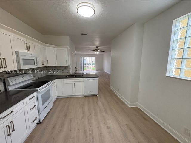 2208 Ensenada Ter 2208, Weston, FL 33327