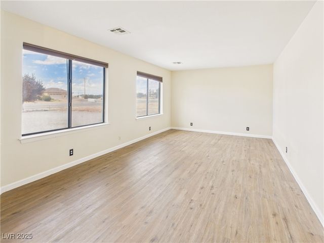 3051 South Rainbow Avenue, Pahrump, NV 89048