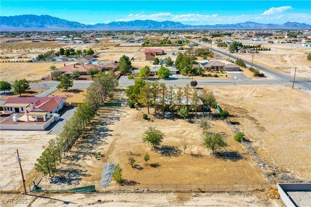 3051 South Rainbow Avenue, Pahrump, NV 89048
