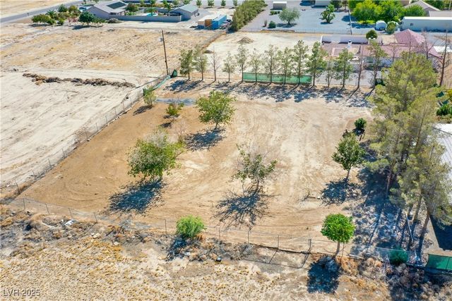 3051 South Rainbow Avenue, Pahrump, NV 89048