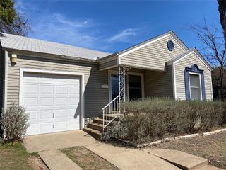 3828 Collinwood Avenue, Fort Worth, TX 76107