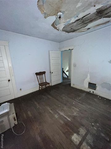 2533 Seyburn Street, Detroit, MI 48214