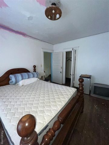 2533 Seyburn Street, Detroit, MI 48214