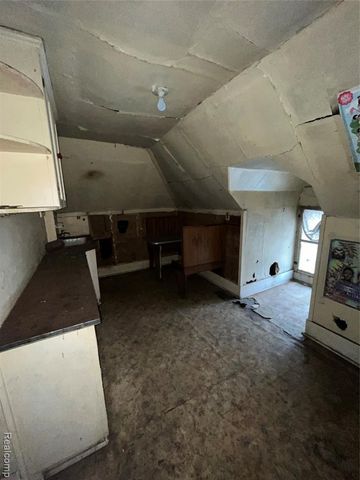 2533 Seyburn Street, Detroit, MI 48214