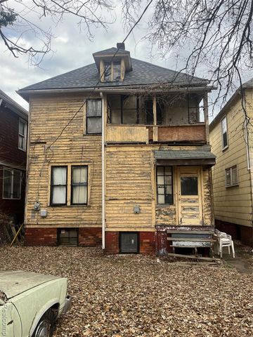 2533 Seyburn Street, Detroit, MI 48214