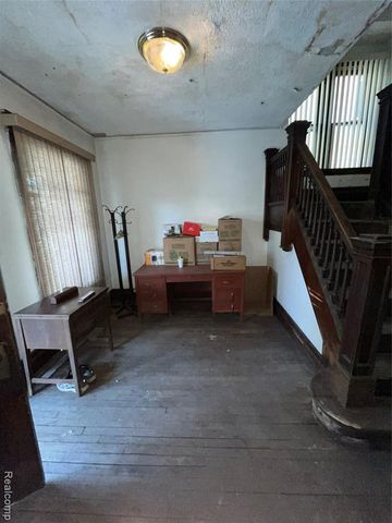 2533 Seyburn Street, Detroit, MI 48214