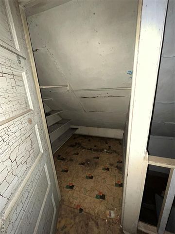 2533 Seyburn Street, Detroit, MI 48214