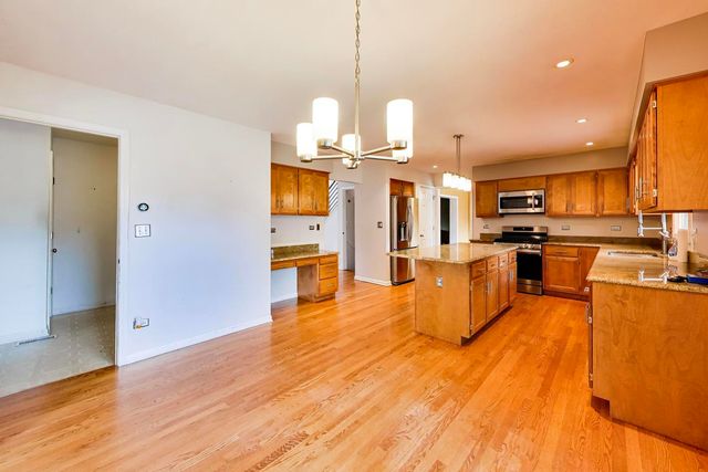 840 NAPA Lane, Aurora, IL 60502