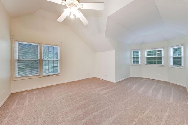 840 NAPA Lane, Aurora, IL 60502