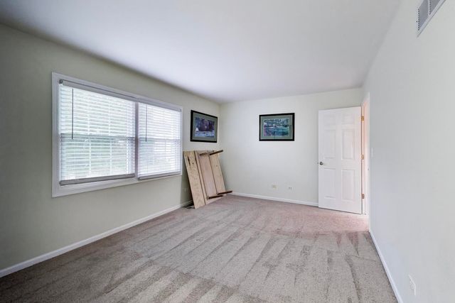840 NAPA Lane, Aurora, IL 60502
