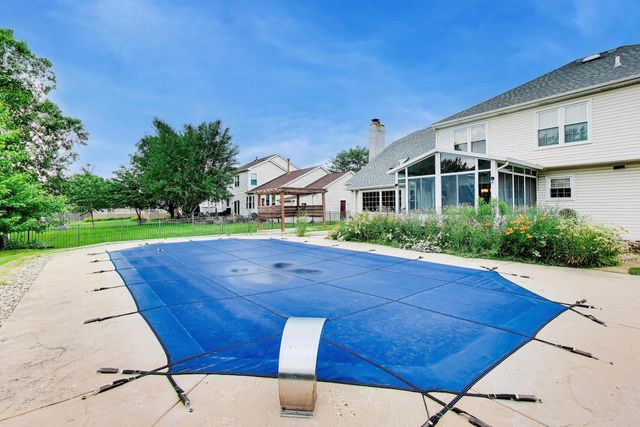 840 NAPA Lane, Aurora, IL 60502
