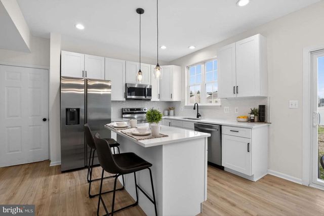 105 MAKO DR, Cambridge, MD 21613