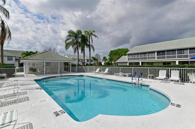 6589 FAIRWAY GARDENS DRIVE 202, Bradenton, FL 34203