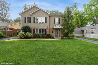 437 Longfellow Avenue, Deerfield, IL 60015