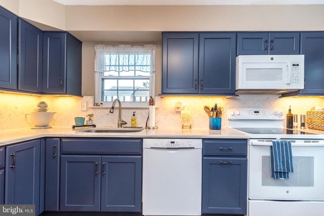 1205 ALGONQUIN PASS, Ambler, PA 19002