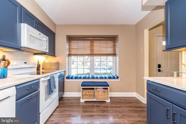 1205 ALGONQUIN PASS, Ambler, PA 19002