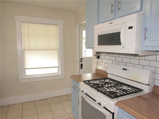 909 ALLEGHENY AVE, Oakmont, PA 15039