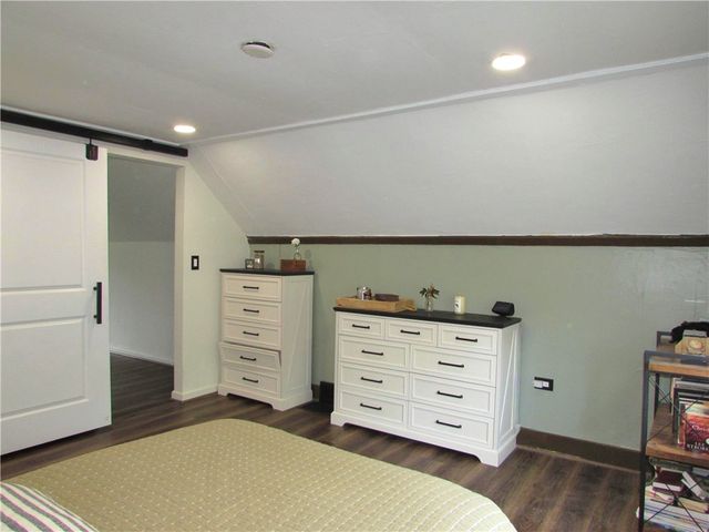 909 ALLEGHENY AVE, Oakmont, PA 15039