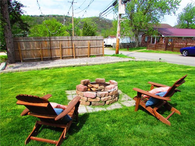 909 ALLEGHENY AVE, Oakmont, PA 15039