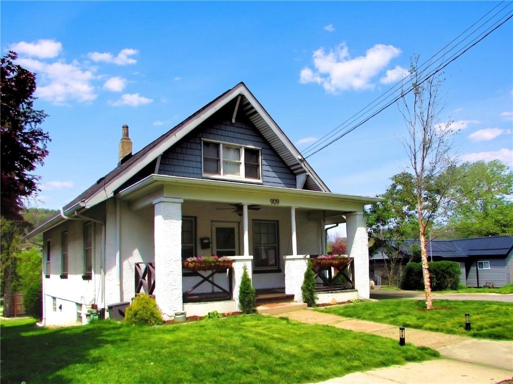 909 ALLEGHENY AVE, Oakmont, PA 15039