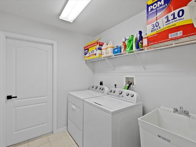 39 LONG MEADOW COURT, Rotonda West, FL 33947