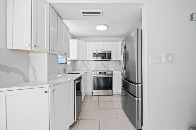 1010 S Ocean Boulevard 1502, Pompano Beach, FL 33062