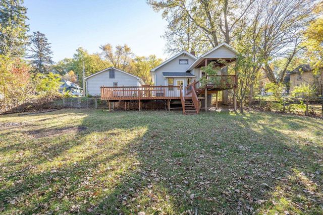 313 N 20th Street, East Moline, IL 61244