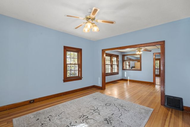 313 N 20th Street, East Moline, IL 61244