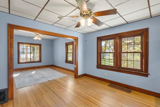 313 N 20th Street, East Moline, IL 61244