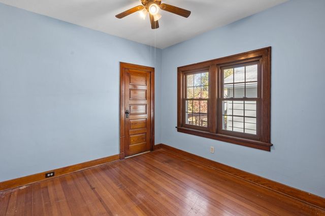 313 N 20th Street, East Moline, IL 61244