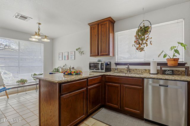 1721 VISTA REAL Drive, El Paso, TX 79935