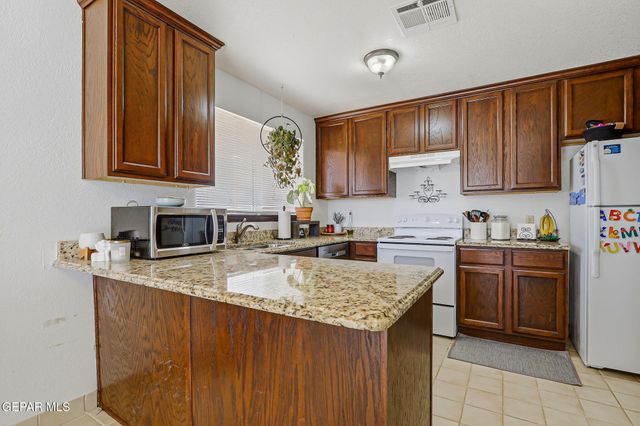 1721 VISTA REAL Drive, El Paso, TX 79935