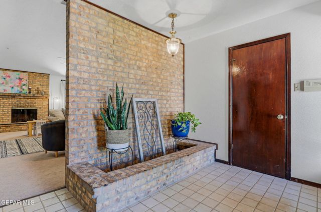 1721 VISTA REAL Drive, El Paso, TX 79935