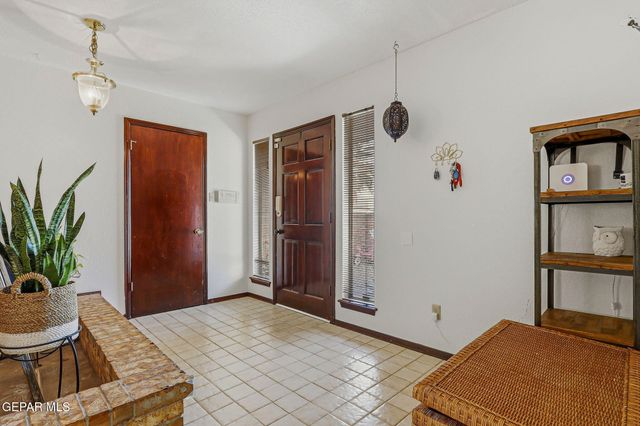 1721 VISTA REAL Drive, El Paso, TX 79935