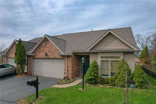 302 Mackenzie Ln, Ross Twp, PA 15229